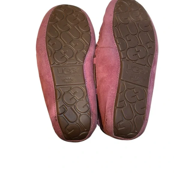 UGG Mauve Suede Moccasin Slippers Size 7 - Picture 9 of 10